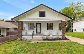 3146 Greeley Ave, Kansas City, KS 66104