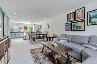 3 Aries Ln, Novato, CA 94947