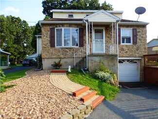 2820 Middletown Rd, Bethlehem, PA 18020