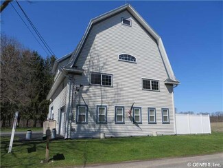 2662 Limerick Rd, Piffard, NY 14533