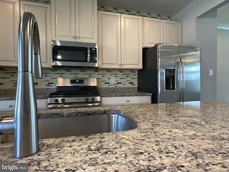 5878 Tomahawk St, New Market, MD 21774