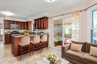 16 Snow Ridge S, Middletown, CT 06457
