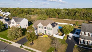 212 Buckingham Ct, Williamstown, NJ 08094
