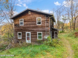 150 Memory Ln, Fulton, NY 12194