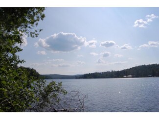 238 Quinibeck Rd, Fairlee, VT 05045
