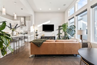 2210 Lou Ellen Ln Unit E, Houston, TX 77018