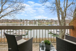 15 River Rd Unit 213, Cos Cob, CT 06807