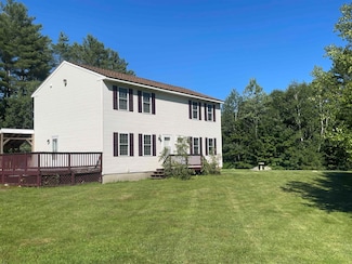 9 Crate Ln, Canaan, NH 03741