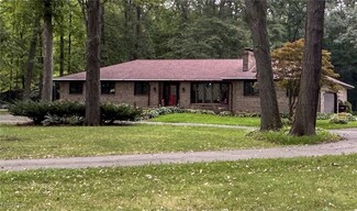 3741 Wilson Sharpsville Rd, Cortland, OH 44410