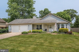 12 Mayville Ln, Marlton, NJ 08053