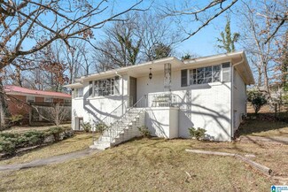 729 Barclay Ln, Birmingham, AL 35206