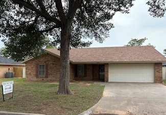 2816 Wood St, Vernon, TX 76384