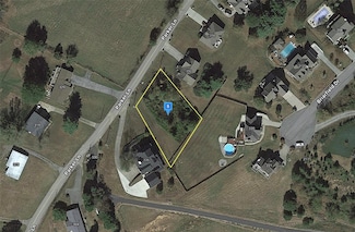 344 Parker Ln, Kingsport, TN 37660