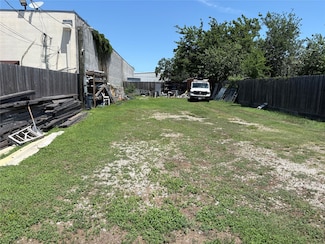 8722 Windswept Ln, Houston, TX 77063