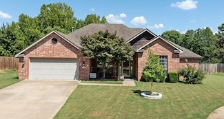 2424 Sarah Jane, Fayetteville, AR 72701