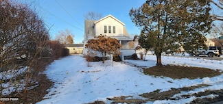 101 Oak Ave, Matamoras, PA 18336