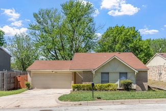 5618 Espanola Dr, Arlington, TX 76017