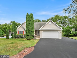 1353 Stag Dr, Auburn, PA 17922
