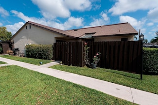 3504 Waterview Cir, Palm Springs, FL 33461
