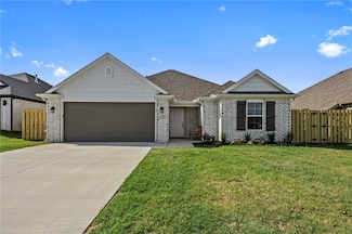 449 Hall St, West Fork, AR 72774