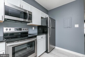 2 E Wheeling St Unit 210, Baltimore, MD 21230