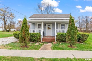 209 West St, Franklin, IL 62638