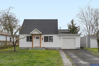 170 S 11th St, Lebanon, OR 97355