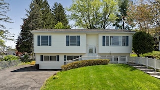 2484 Theresa Blvd, Binghamton, NY 13903