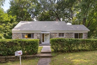 50 Lee Rd, Dracut, MA 01826