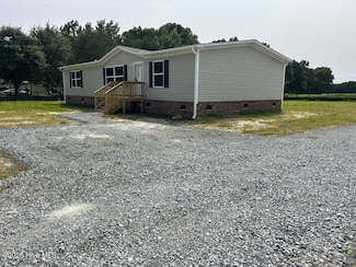 1305 Thomson Ave, Turkey, NC 28393