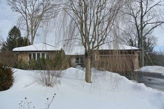 149 Wildwood Rd, Algonquin, IL 60102