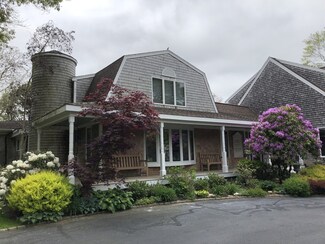 17 Otis Bassett Rd, West Tisbury, MA 02575