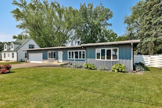408 N Elida St, Winnebago, IL 61088