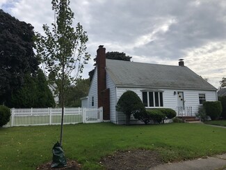 6 Northwood Rd, Beverly, MA 01915