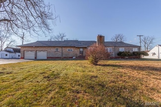 1171 W Elm St, Lebanon, MO 65536