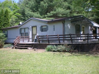 86 Ruby Ridge Rd, Franklin, WV 26807