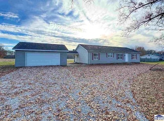 210 W Fillmore St, Brazil, IN 47834