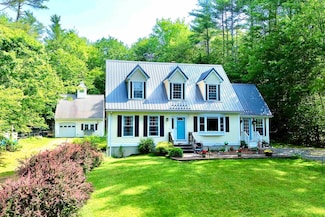 348 Deerfield Rd, Allenstown, NH 03275