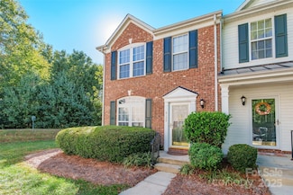 8128 Sapwood Ct, Matthews, NC 28104