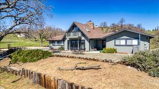29560 Horsethief Dr, Tehachapi, CA 93561