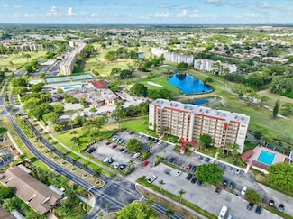 3465 Via Poinciana Unit 1030, Lake Worth, FL 33467