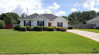 412 Wrasling Way, Bonaire, GA 31005