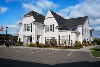 204 Sutton Ct Unit 204, Mount Sinai, NY 11766