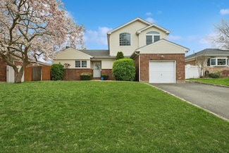 1566 Kew Ave, Hewlett, NY 11557