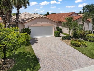 5105 Pelican Cove Dr, Boynton Beach, FL 33437