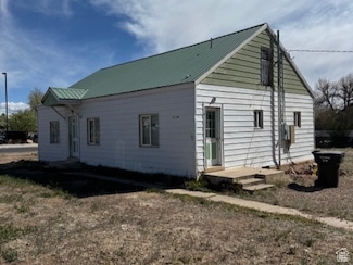 292 N 200 W, Roosevelt, UT 84066