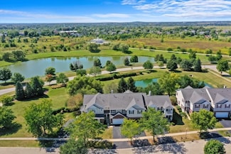 2730 Lorraine Cir, Geneva, IL 60134