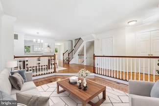 8840 Eagle Rock Ln, Springfield, VA 22153