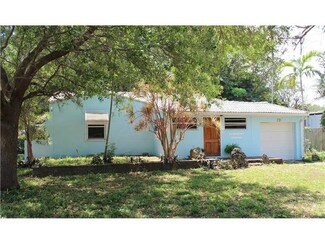 1020 NE 120th St, Biscayne Park, FL 33161