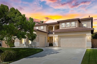25 Vista Palermo, Lake Elsinore, CA 92532